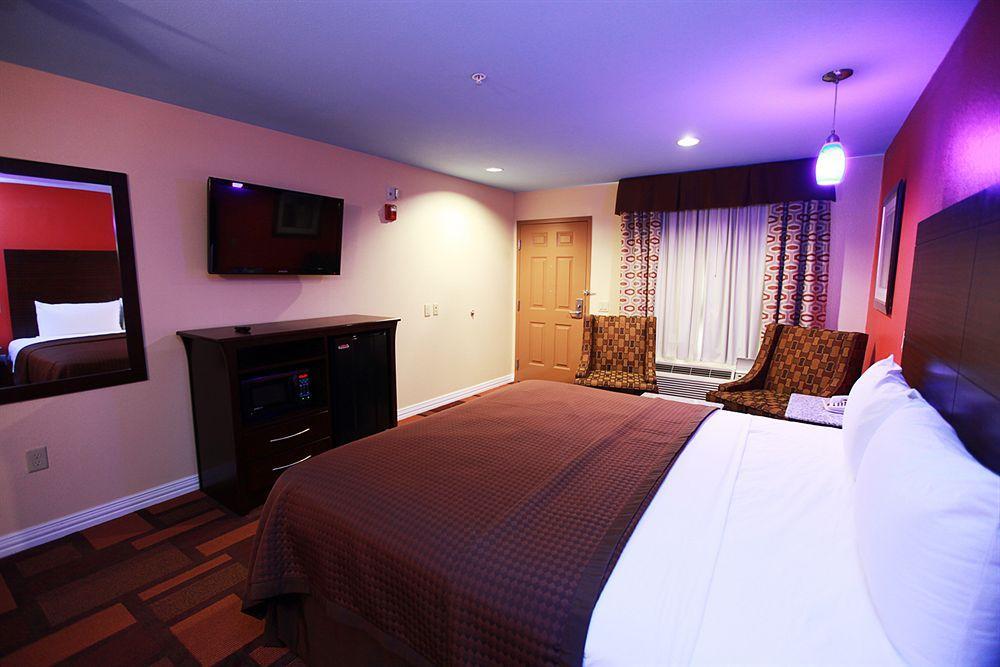 Motel Place 3*
